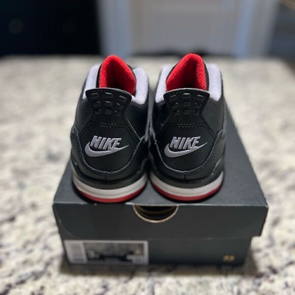 Air Jordan 4 Retro “Bred Reimagined” size 2.5Y - Picture 5 of 6